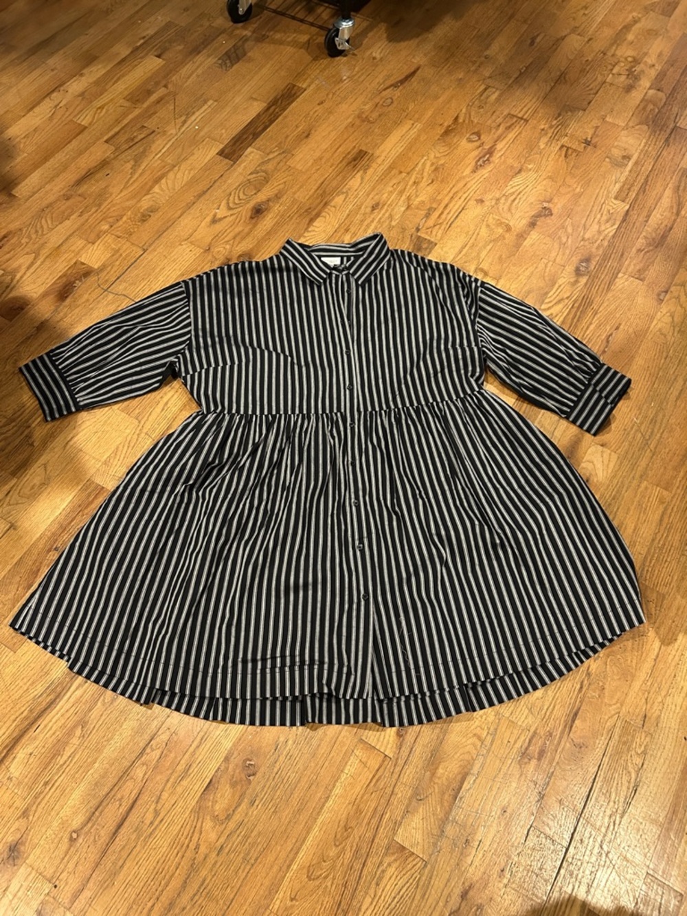 Refinity Black and White Striped Button-Front Dress XL/22
